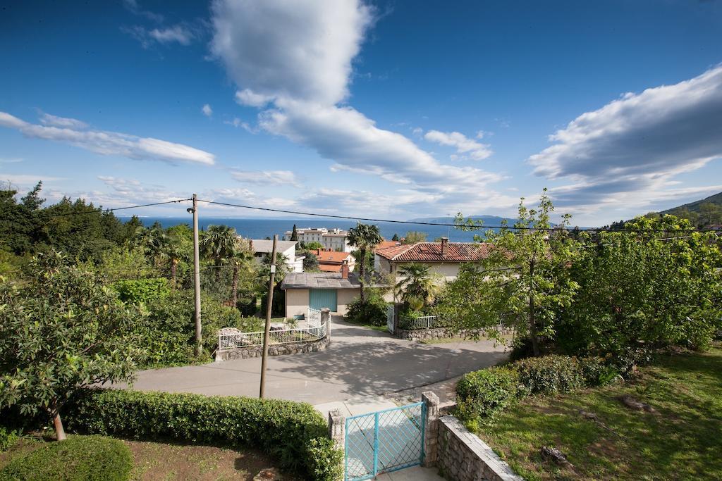 Apartment Pepi Lovran Exterior foto
